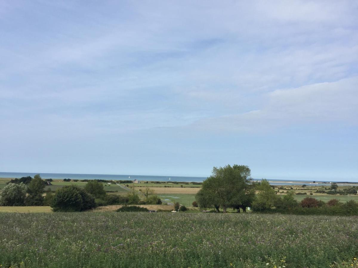 Le Loup Dans La Bergerie Bed & Breakfast Montmartin-sur-Mer Exterior foto